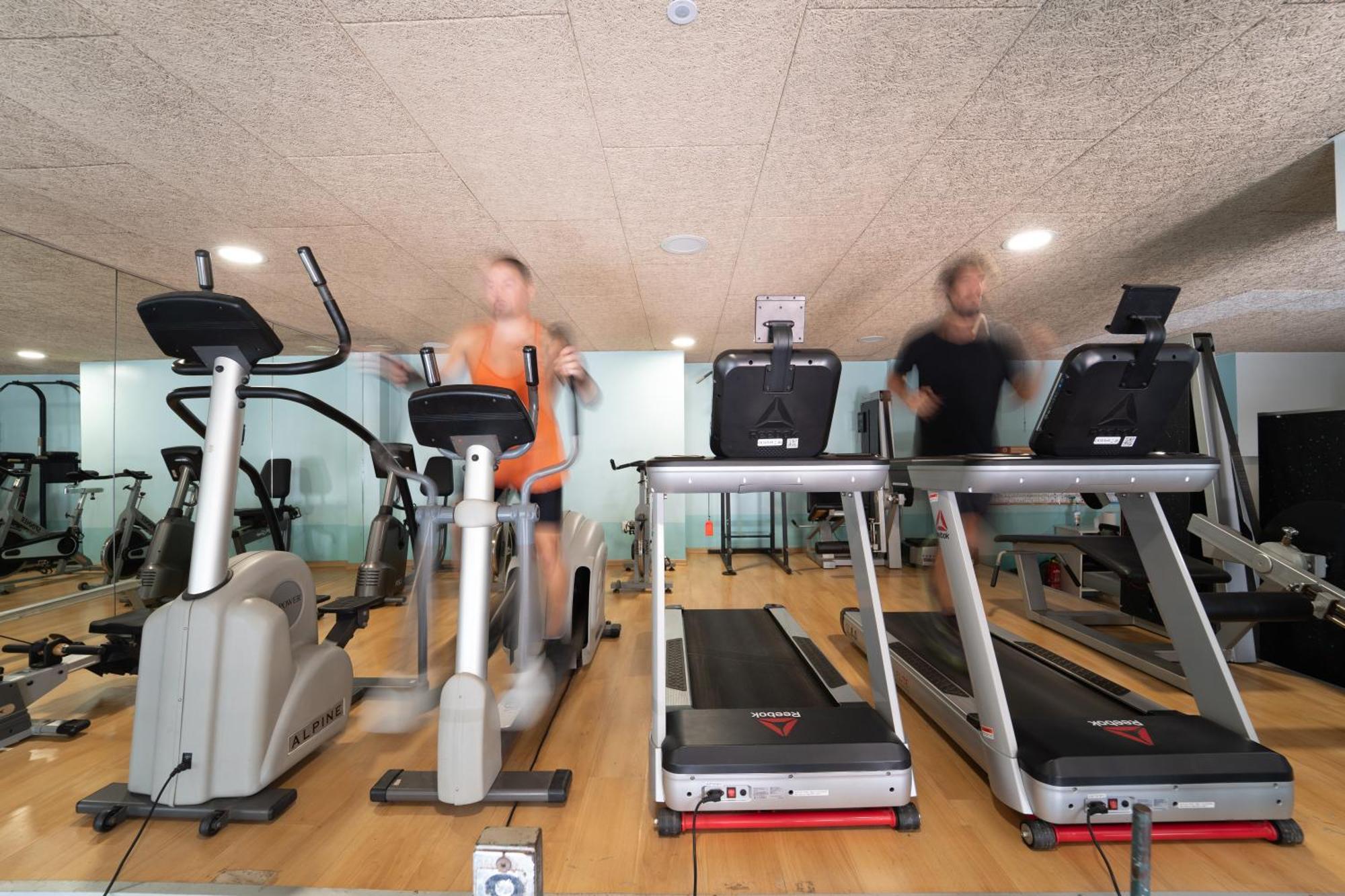Hotel & Apartaments Thalassa Sport & Spa Roses Zewnętrze zdjęcie