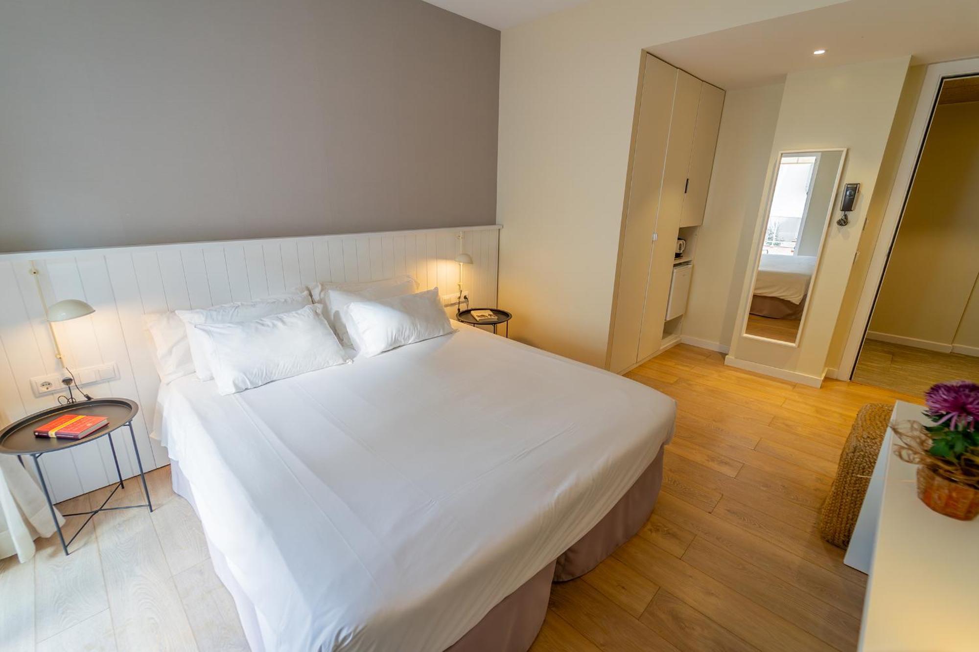 Hotel & Apartaments Thalassa Sport & Spa Roses Zewnętrze zdjęcie