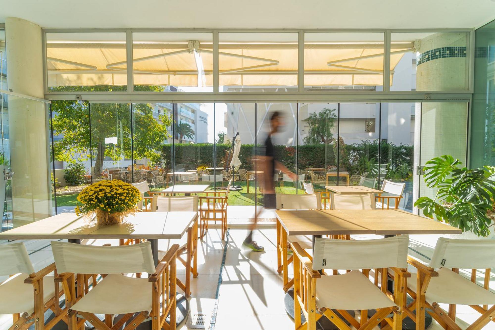 Hotel & Apartaments Thalassa Sport & Spa Roses Zewnętrze zdjęcie