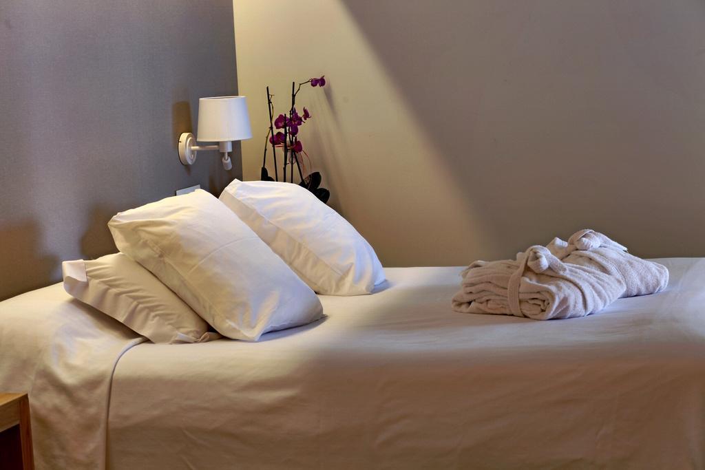 Hotel & Apartaments Thalassa Sport & Spa Roses Zewnętrze zdjęcie